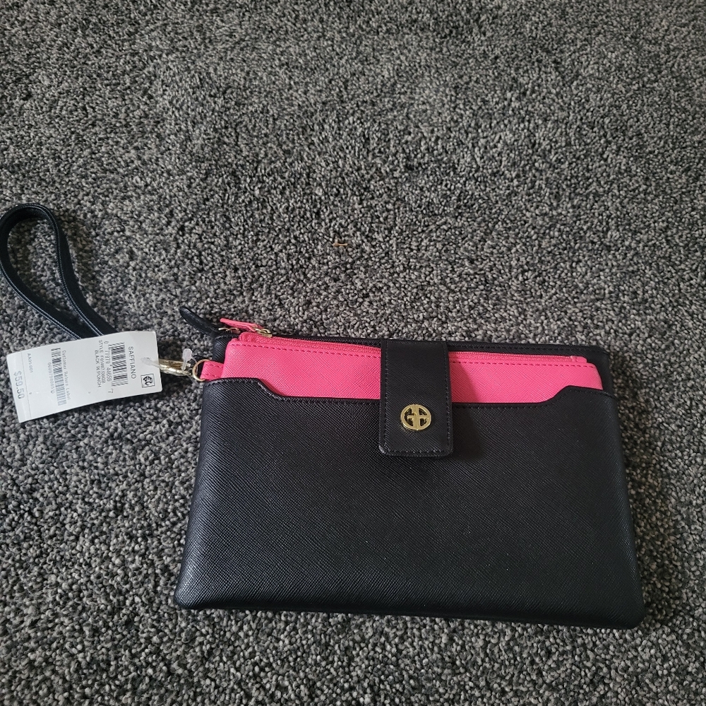 Giani Bernini BRAND NEW Black and Pink 2 Piece Wristlet Set
